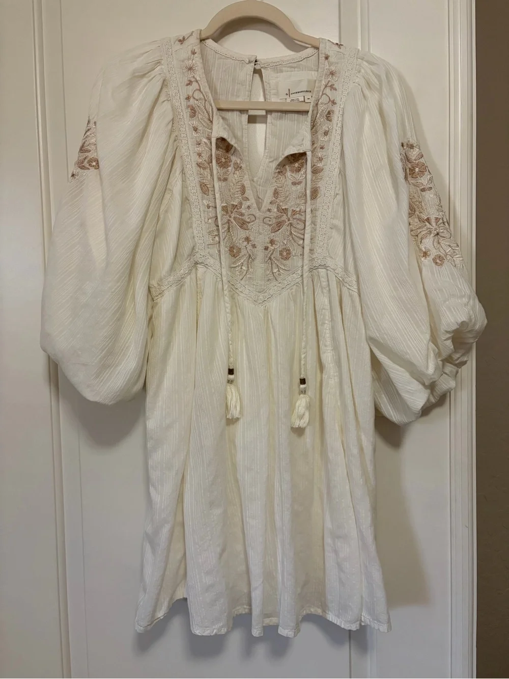 ☀️✌🏽🕊️Anthropologie Viveka Embroidered Bohemian Lace Mini Dress🕊️✌🏽☀️ - Picture 1 of 15